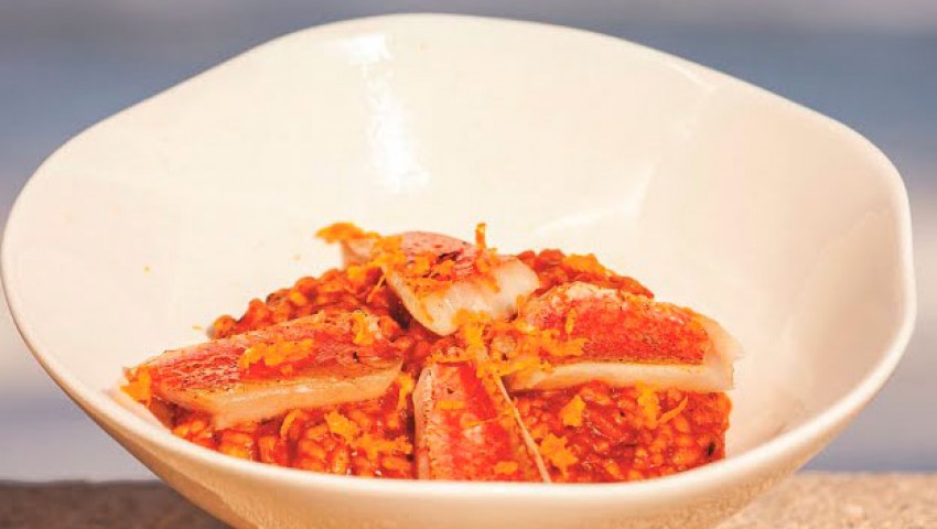 Arroz de salmonete y naranja navelina