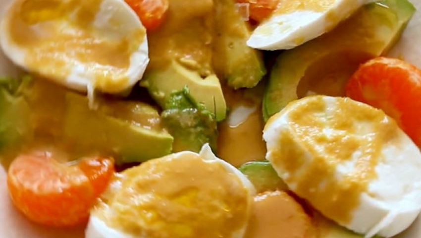 Ensalada de mandarina Nadorcott, mozzarella y aguacate